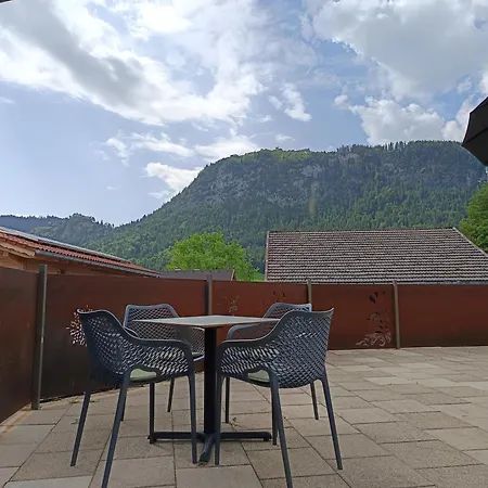 Ehrenberg Apartment *