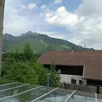Ehrenberg Apartment *