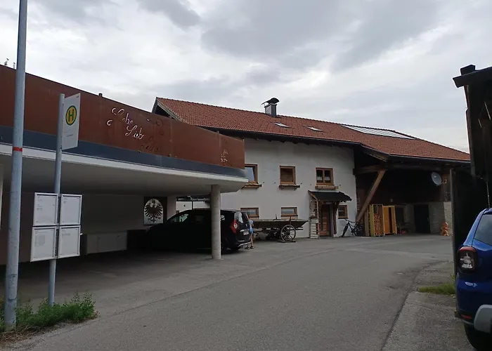 Ehrenberg Apartment *